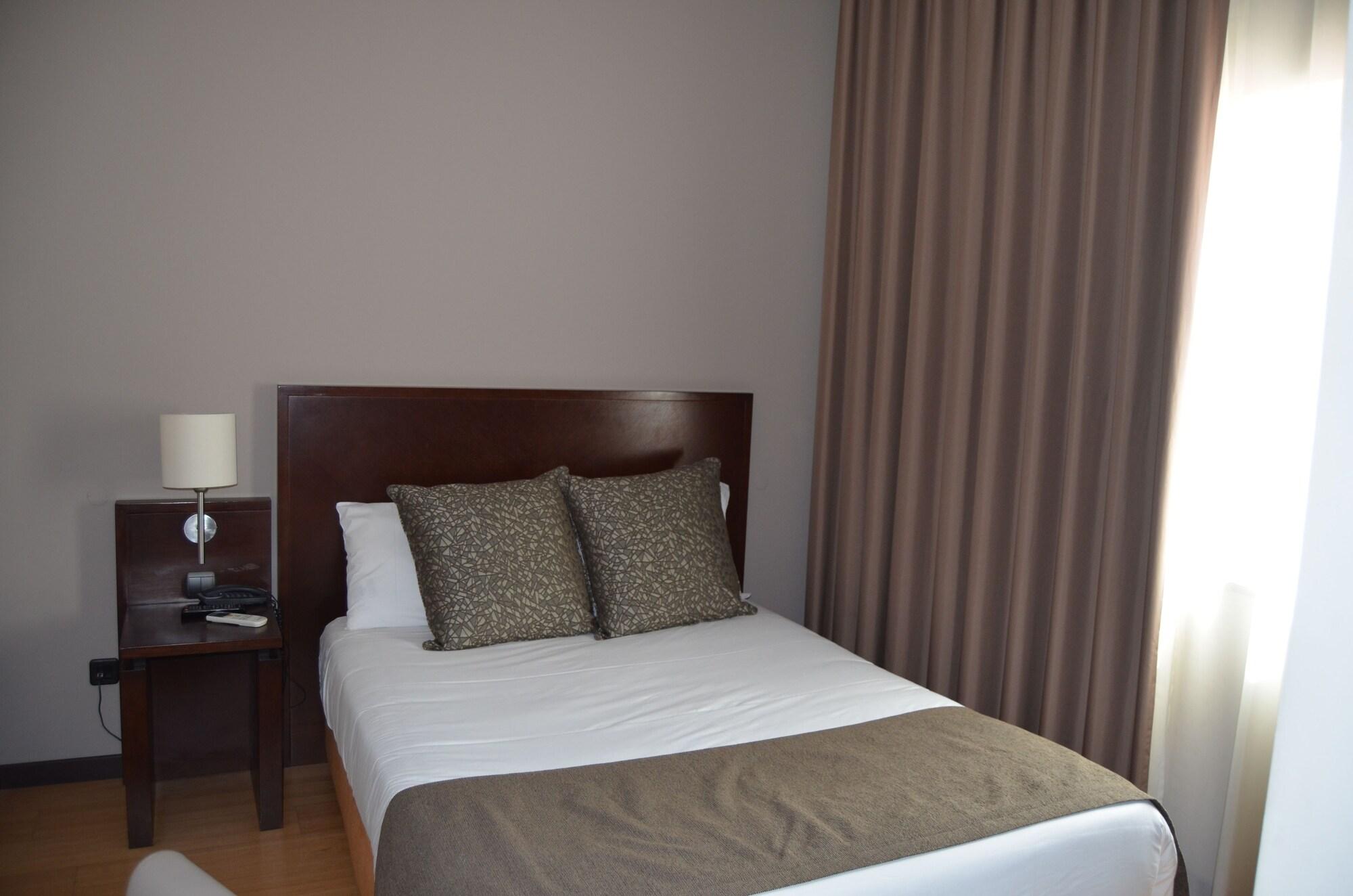 Hotel Torres Novas Buitenkant foto