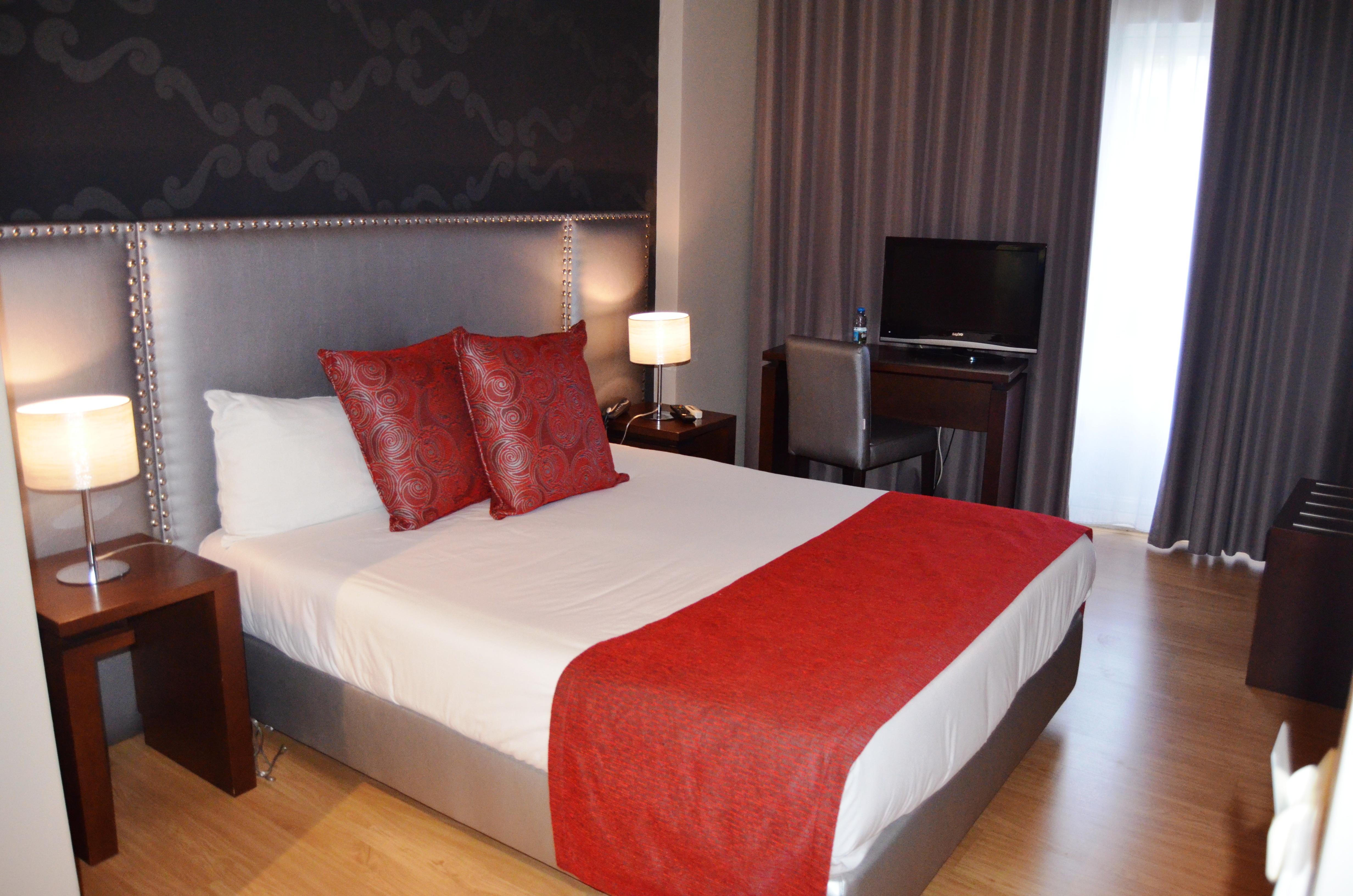 Hotel Torres Novas Buitenkant foto