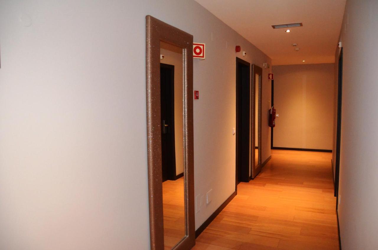 Hotel Torres Novas Buitenkant foto