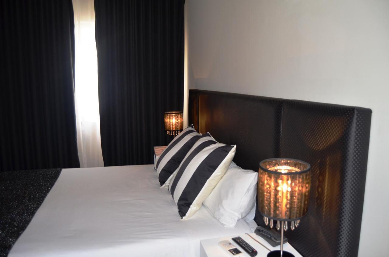 Hotel Torres Novas Buitenkant foto
